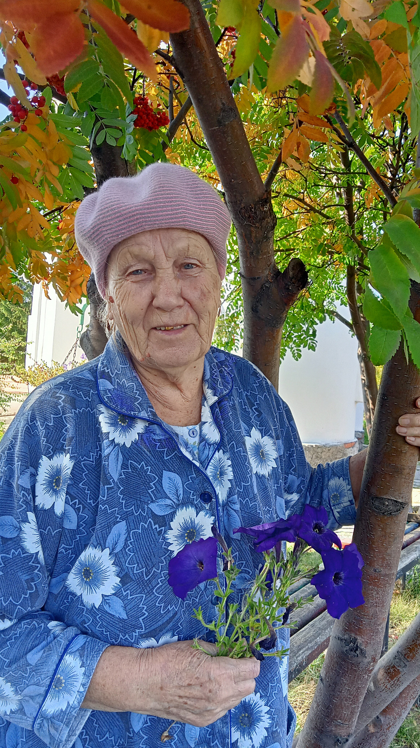 «И каждой осенью я расцветаю вновь…» 